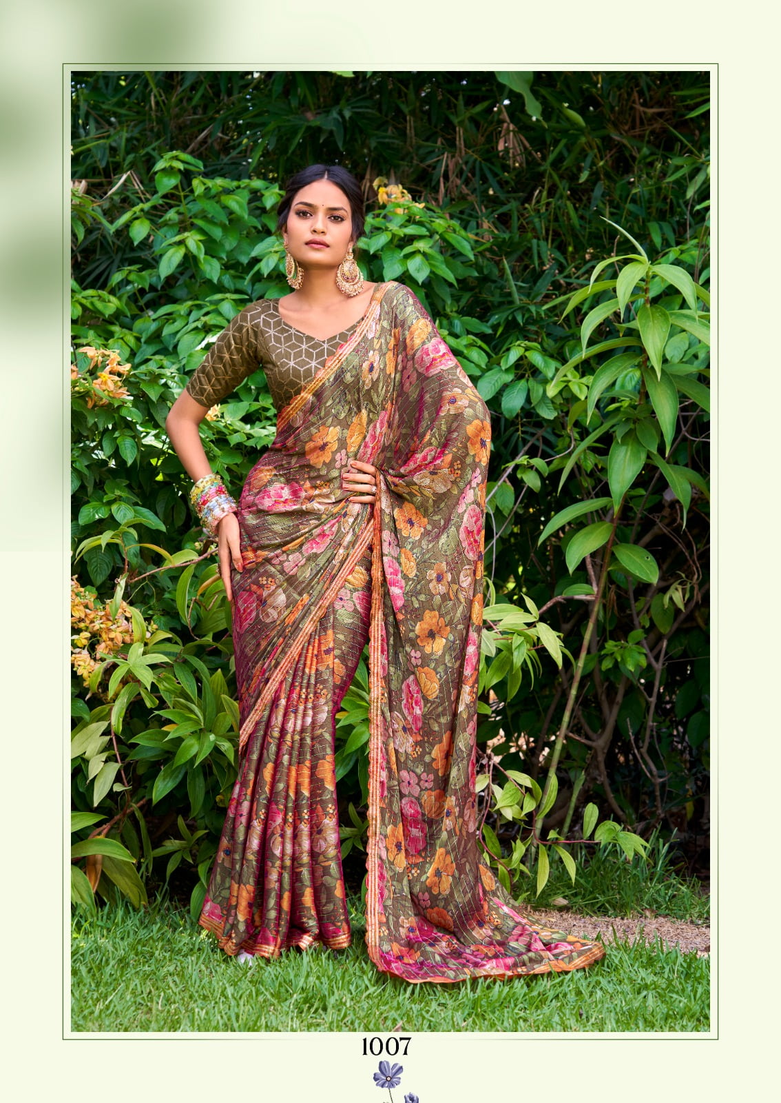 Velvet Chiffon Floral Printed Designer Saree - Image 3