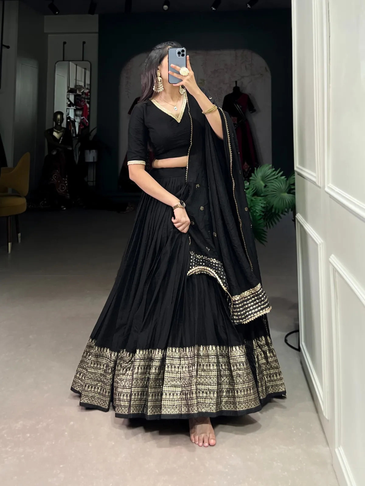 Bridesmaid Simple Plain Lehenga Choli Navratri - Image 2