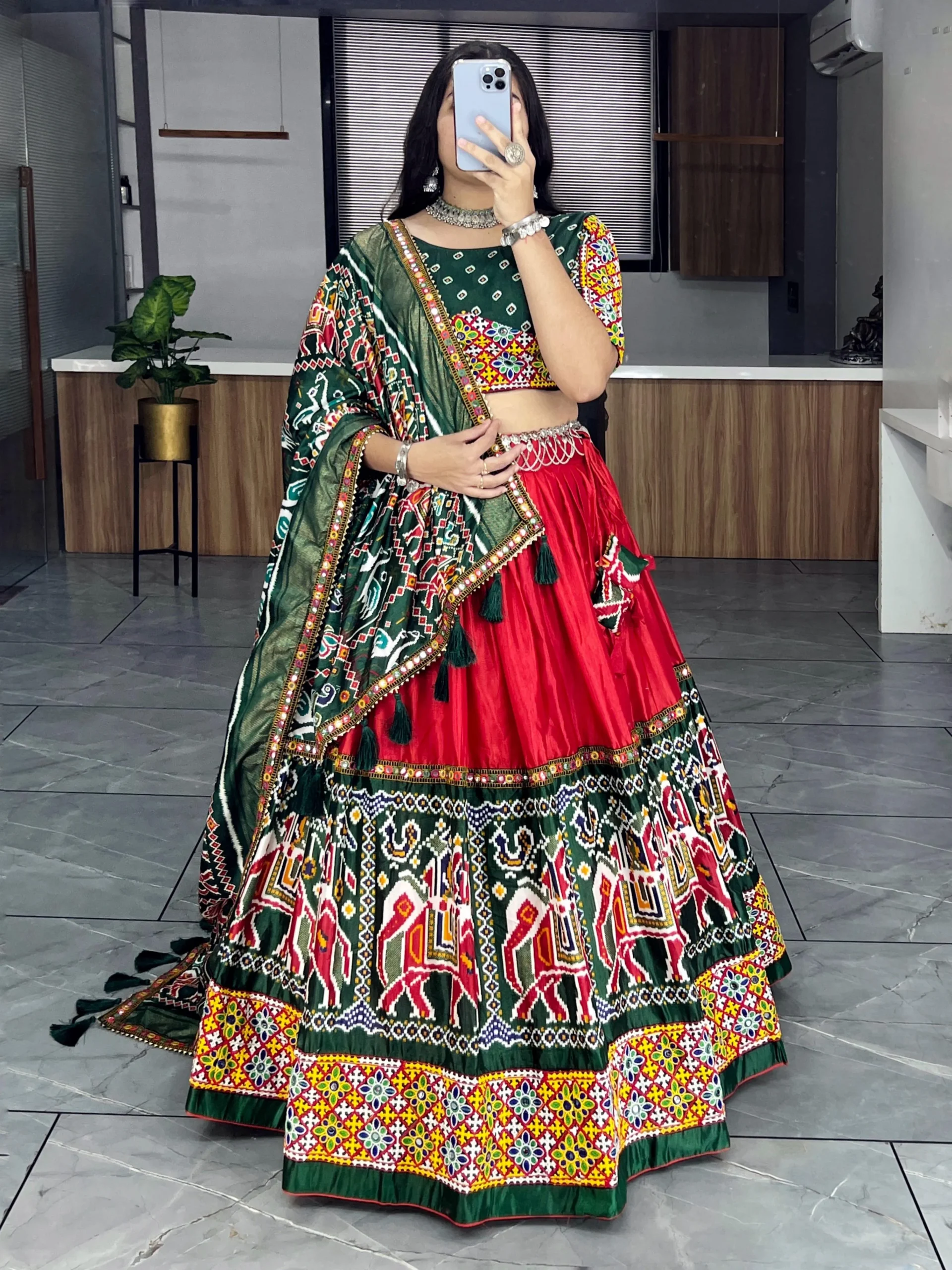 Grtn 8018 Patola Paithani Printed Gamthi Work Bulk Chaniya Choli