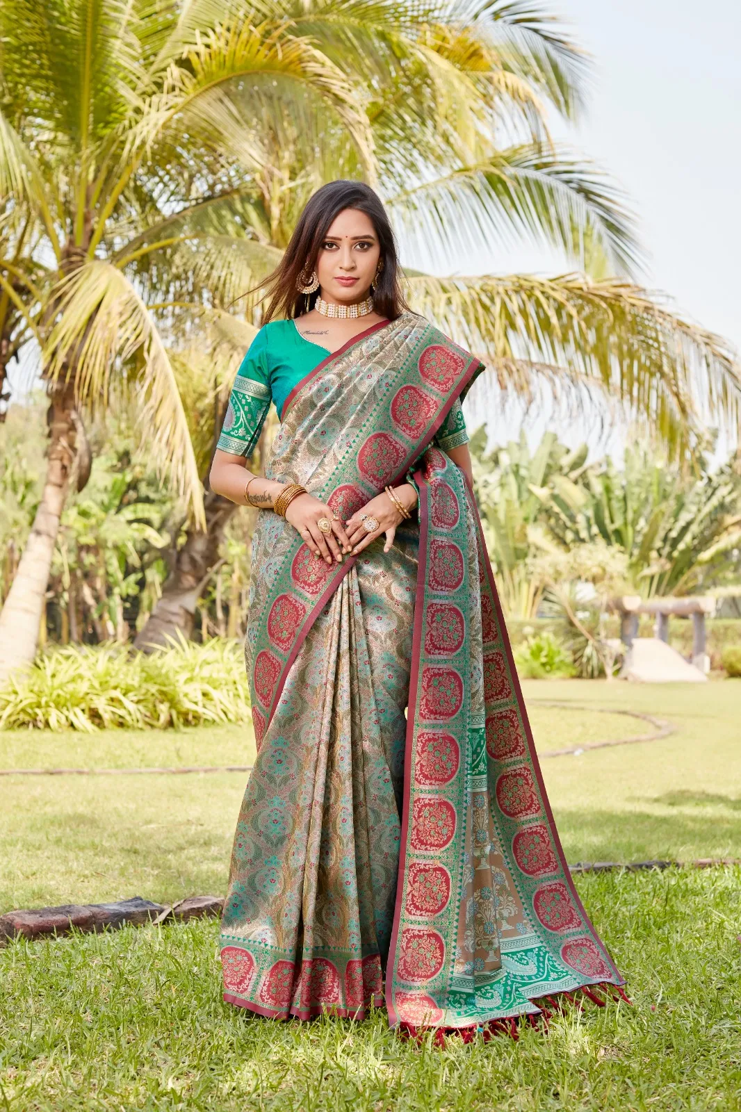 Wedding Wear Kanjivaram Silk Saree - Image 4