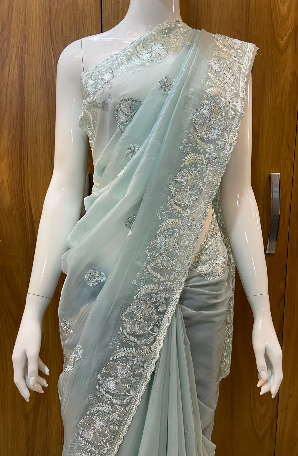 Bridesmaid Designer Saree - Image 8