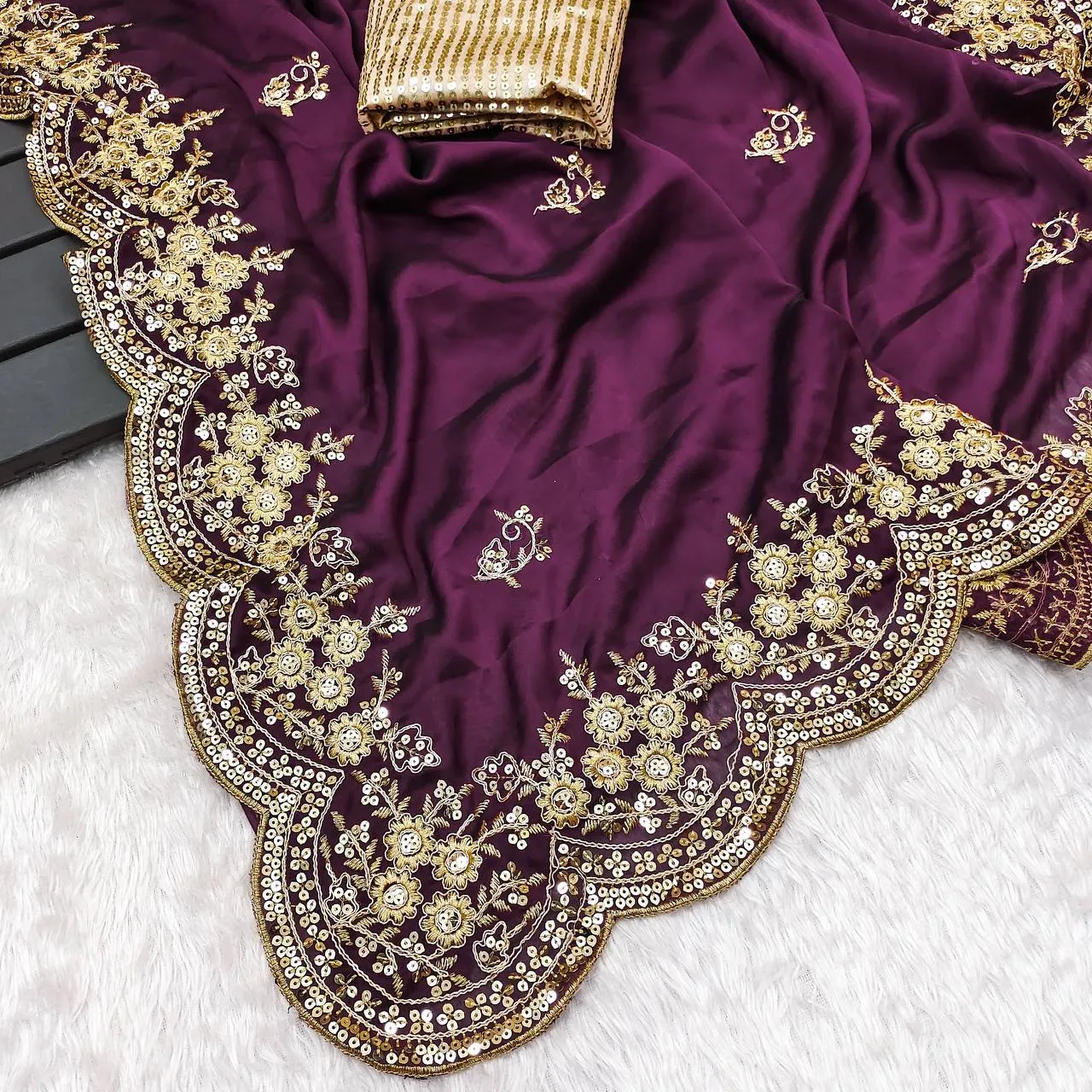 Purple Color Bollywood Saree Replica bt1228 - Image 3