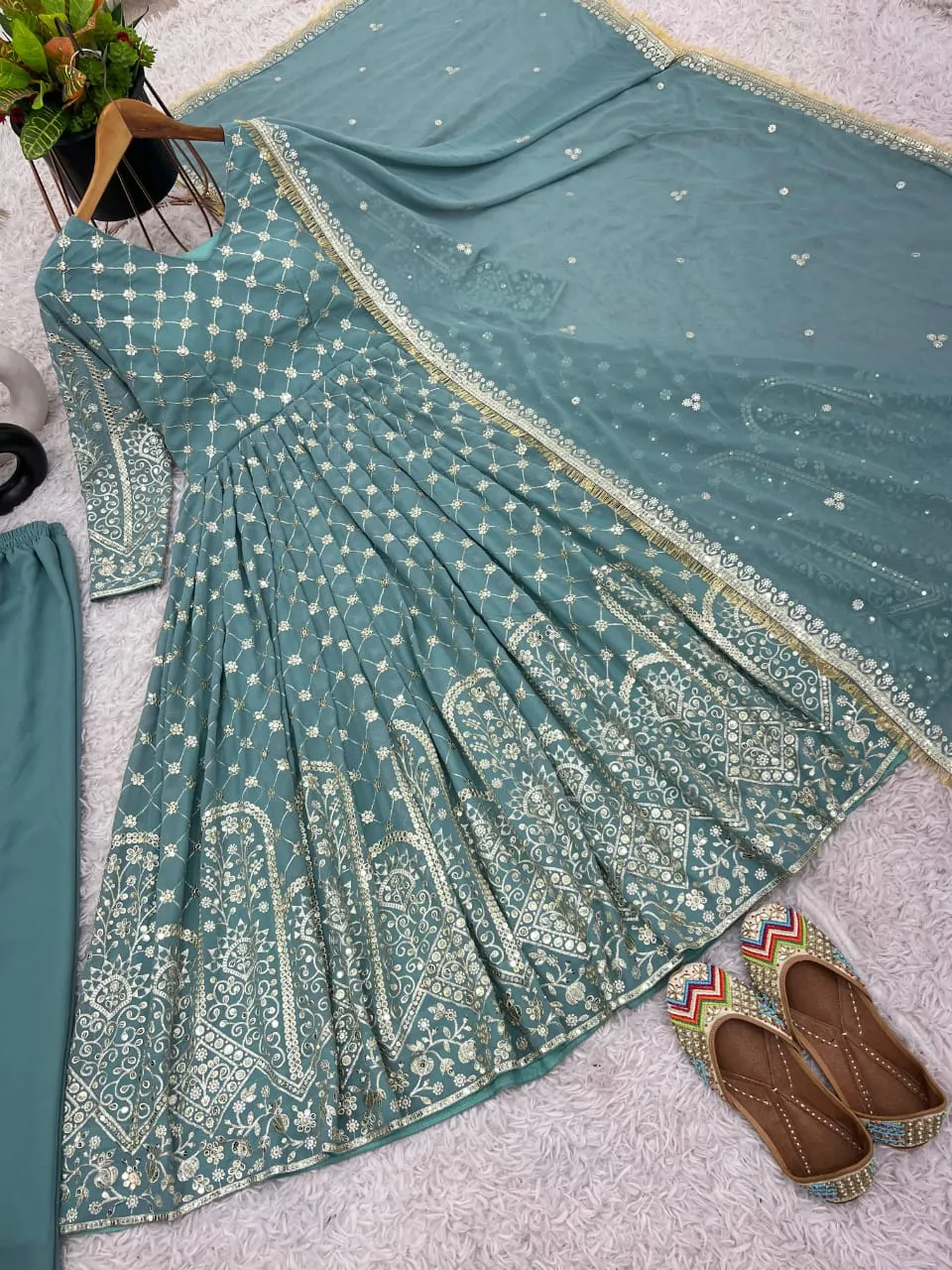 Yankita Kapoor Inspired Designer Anarkali Ethnic Suit Designer Bollywood Salwar Suit - Image 3
