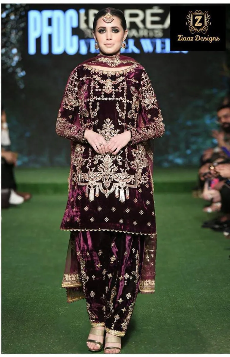 Ziaaz Designs 671 Stylish New Pakistani Salwar Suit Wholesale Seller