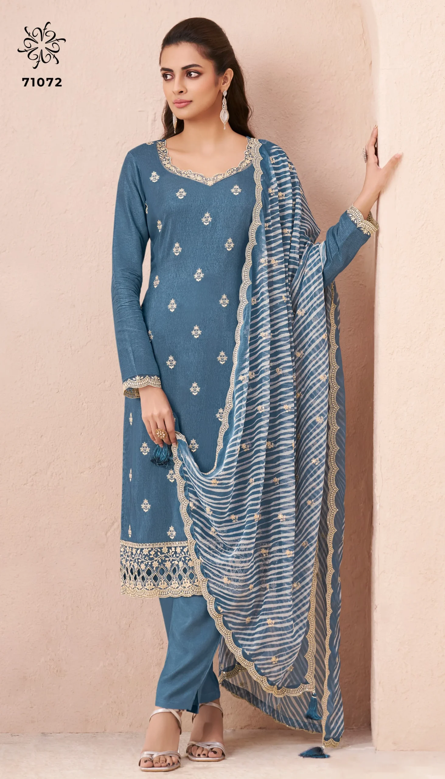 Kuleesh Sohini 2 Heavy Embroidery Work Silk Straight Suit For Eid - Image 5