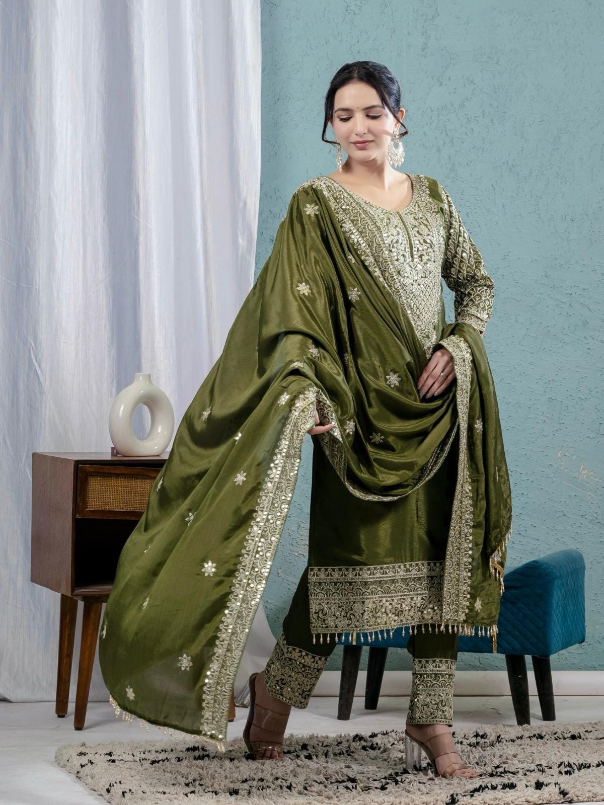 Embellished Green Readymade Pakistani Salwar Kameez - Image 3