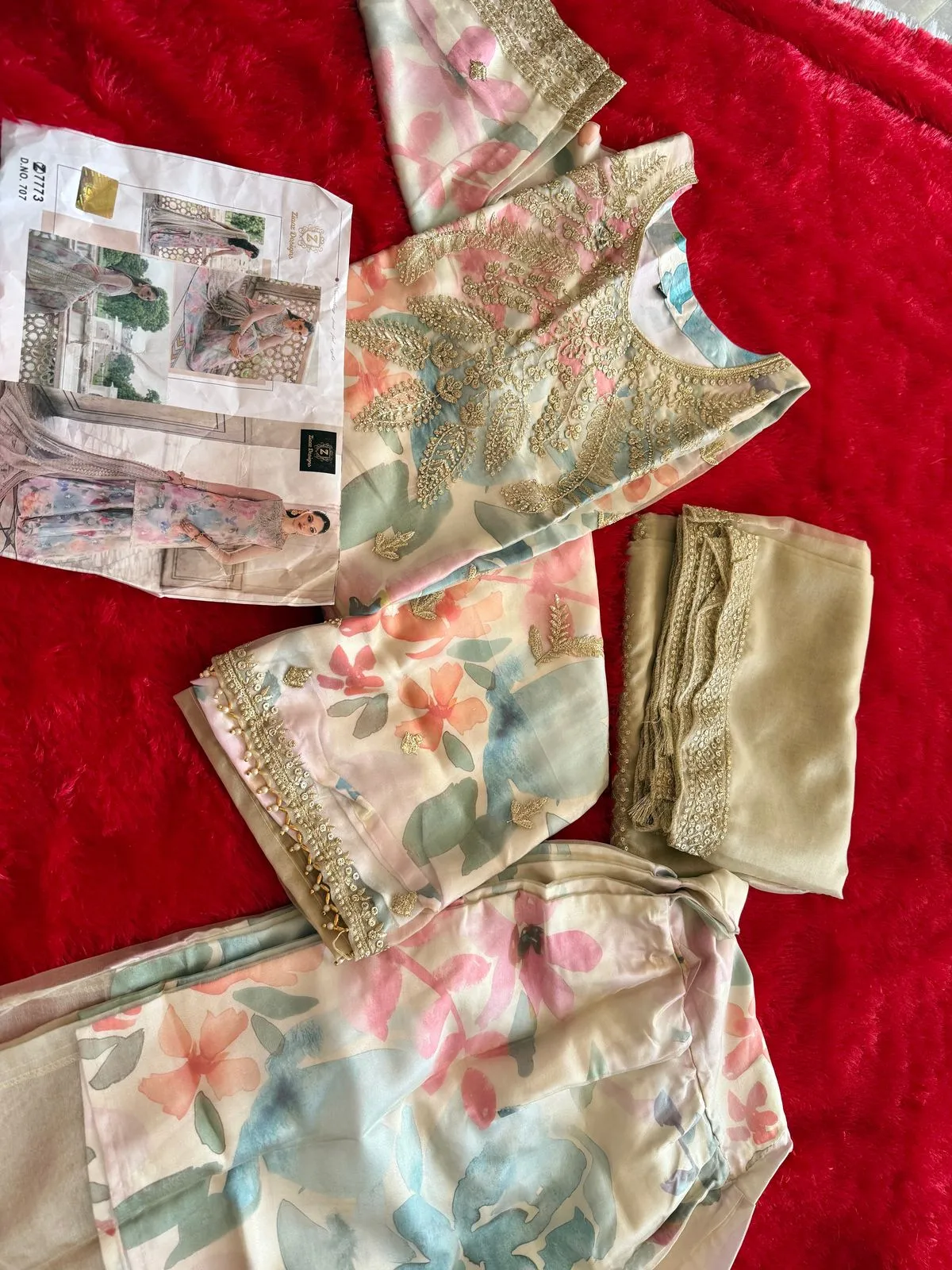 Floral Pakistani Plazzo Suit For Women - Image 3
