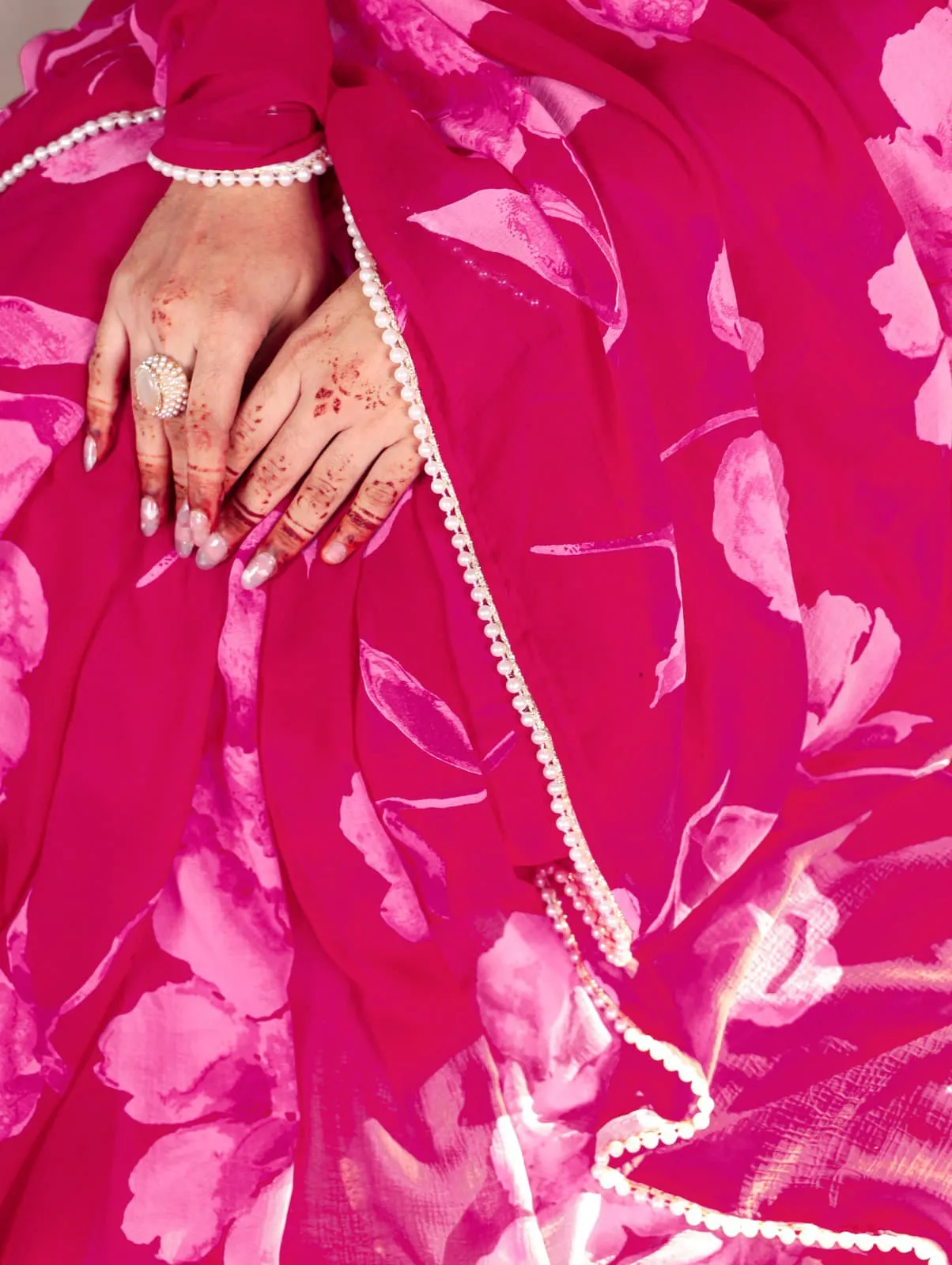 Pearl Border With Floral Saree For Girls - Image 2