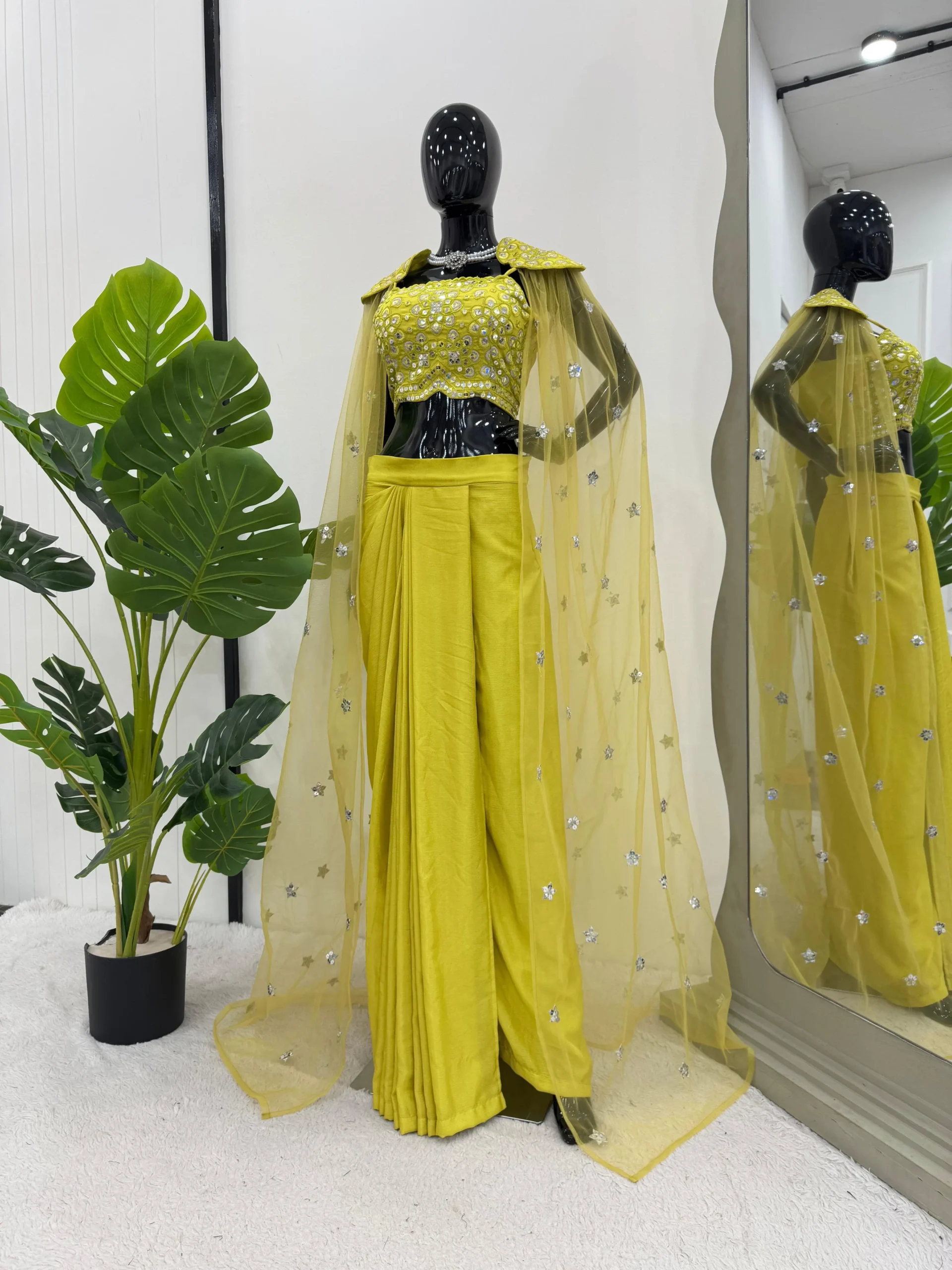 Wedding Wear Indo Western Crop Top With Shrug - Image 2