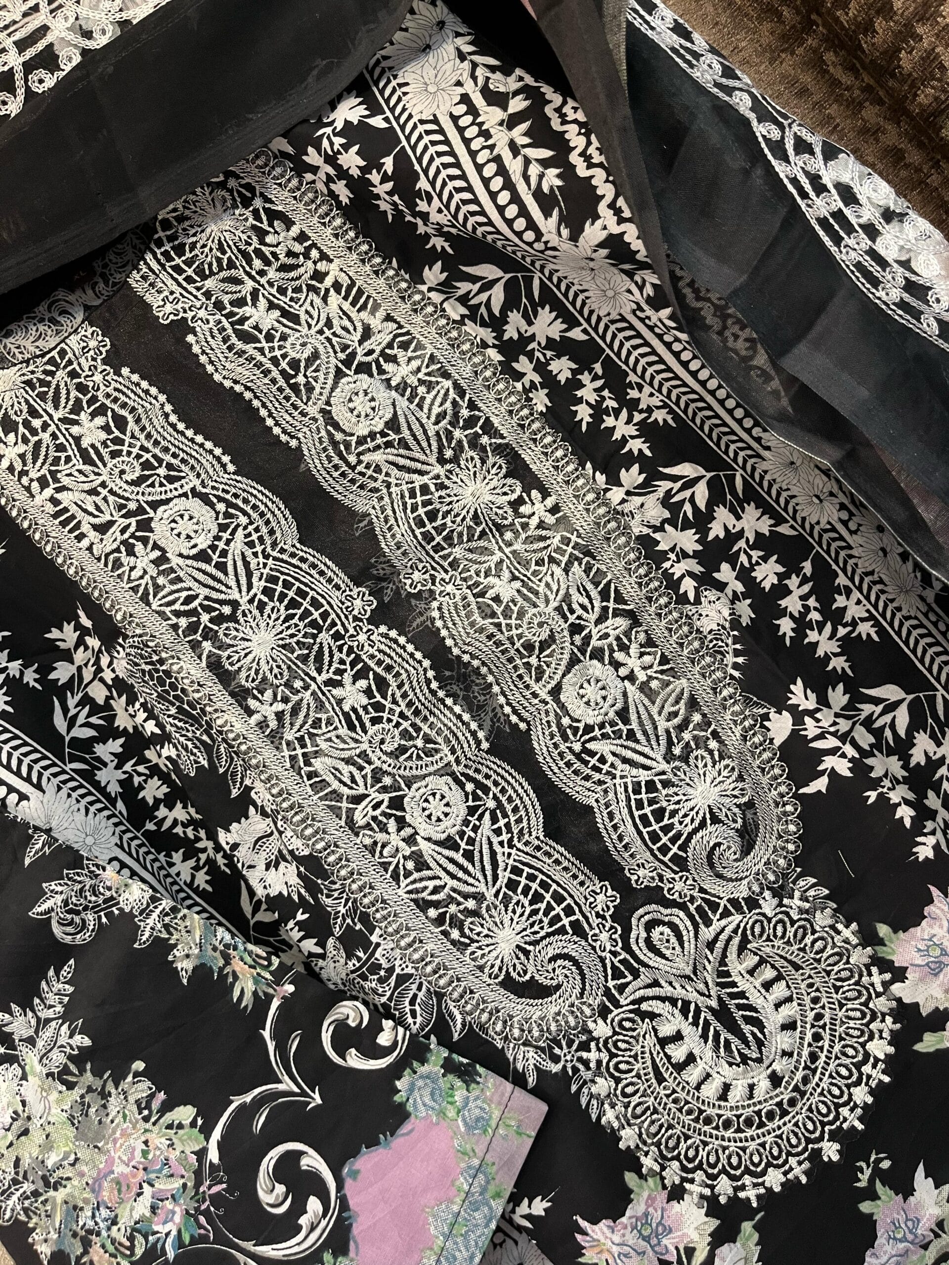 Heavy Embroidery Cotton Pakistani Salwar Suit - Image 7