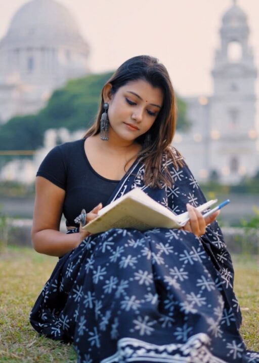 Linen Saree For Office Wear