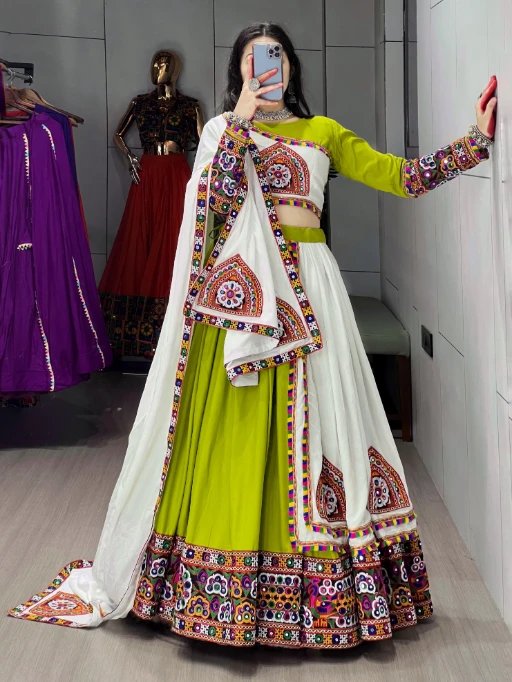 Big Flair Navratri Traditional Chaniya Choli