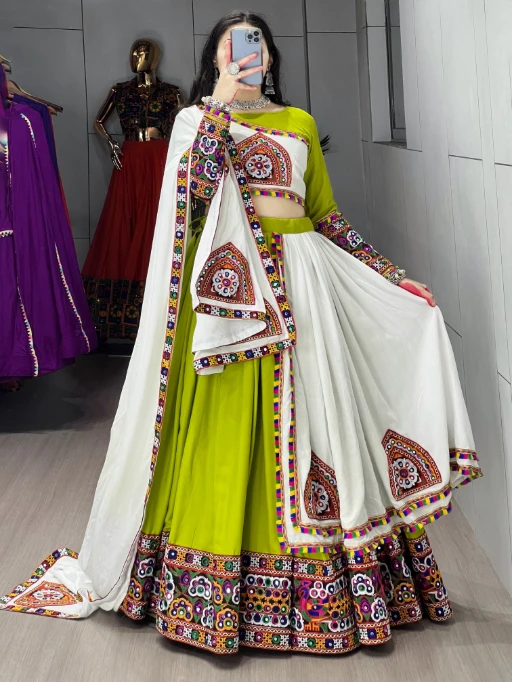 Big Flair Navratri Traditional Chaniya Choli