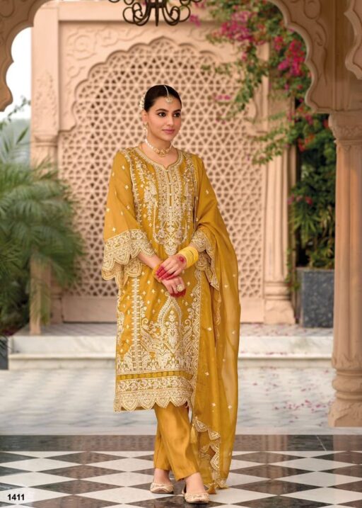 Buy Pakistani Readymade Straight Suit