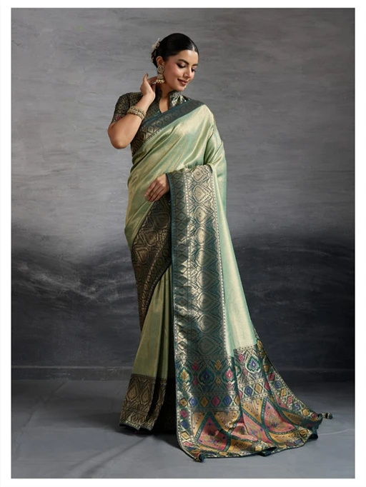 Kanjivaram Soft Silk Saree with Kadiyal Pattern