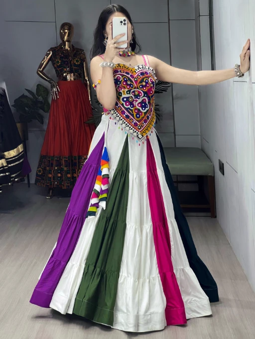 Multi Color Navratri Chaniya with Heart Shape Blouse Kedia Set