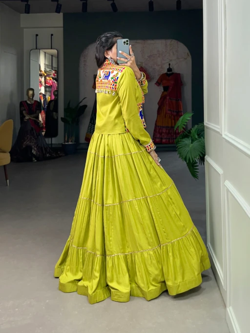 Stylish Navratri Chaniya Choli with Koti Design 2025
