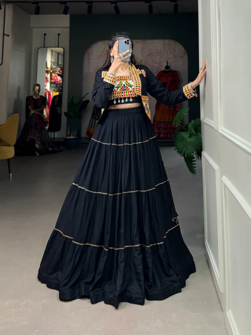 Stylish Navratri Chaniya Choli with Koti Design 2025