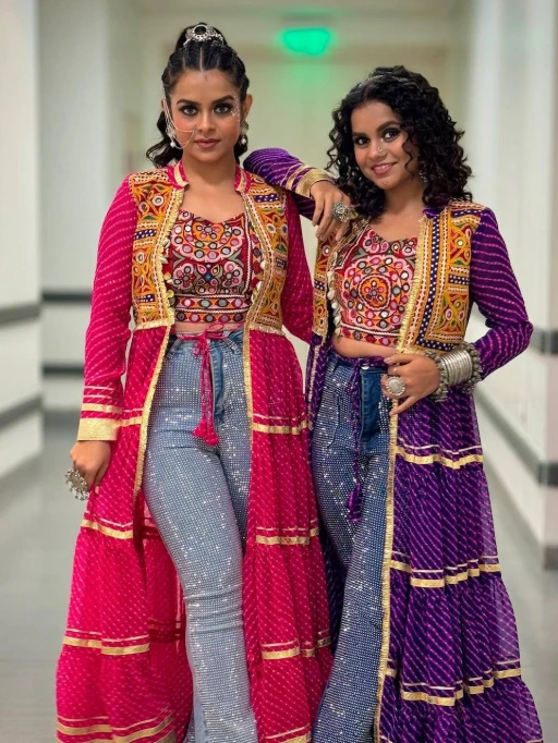 Stylish Navratri Wear Blouse with Shrug