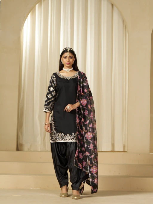 Wedding Wear Punjabi Patiala Salwar Kameez