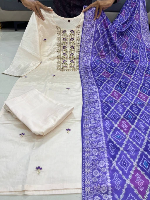 Buy Banarasi Bandhej Suit Set