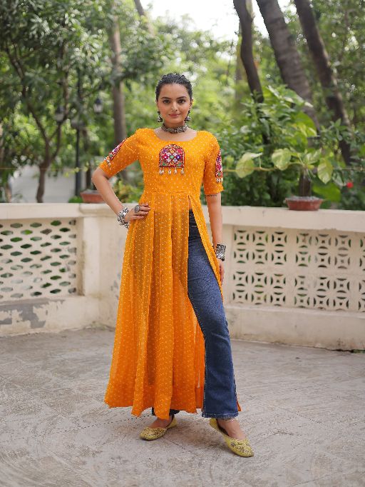 Syllish Slit Cut Navratri Wear Gown