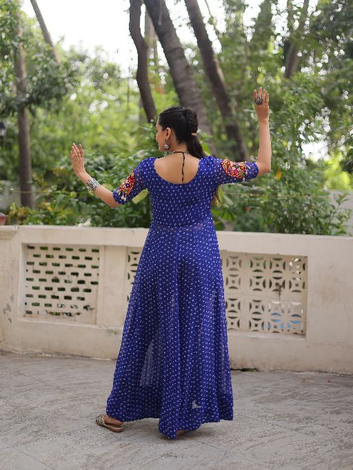 Syllish Slit Cut Navratri Wear Gown