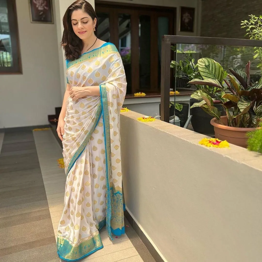 Festive Wear Soft Silk Saree - Image 4