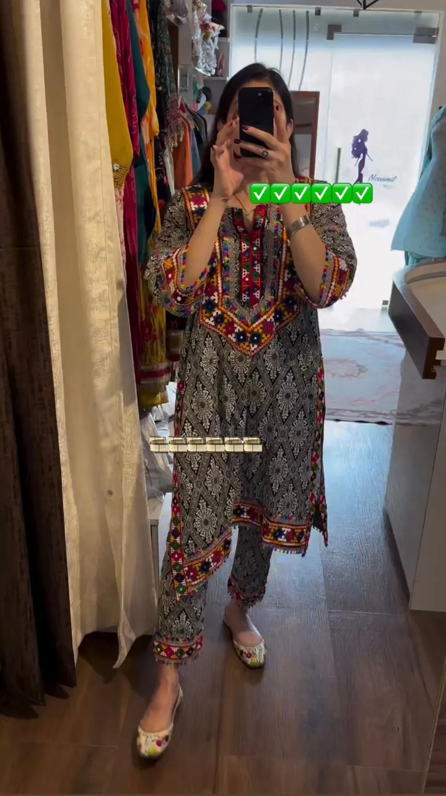 Trending Kurti Set With Kutchi Work - Image 5