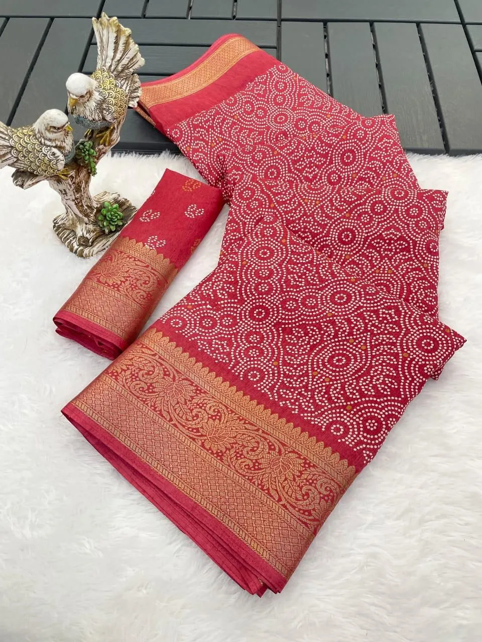 Bandhani Printed Dola Cotton Saree - Image 2
