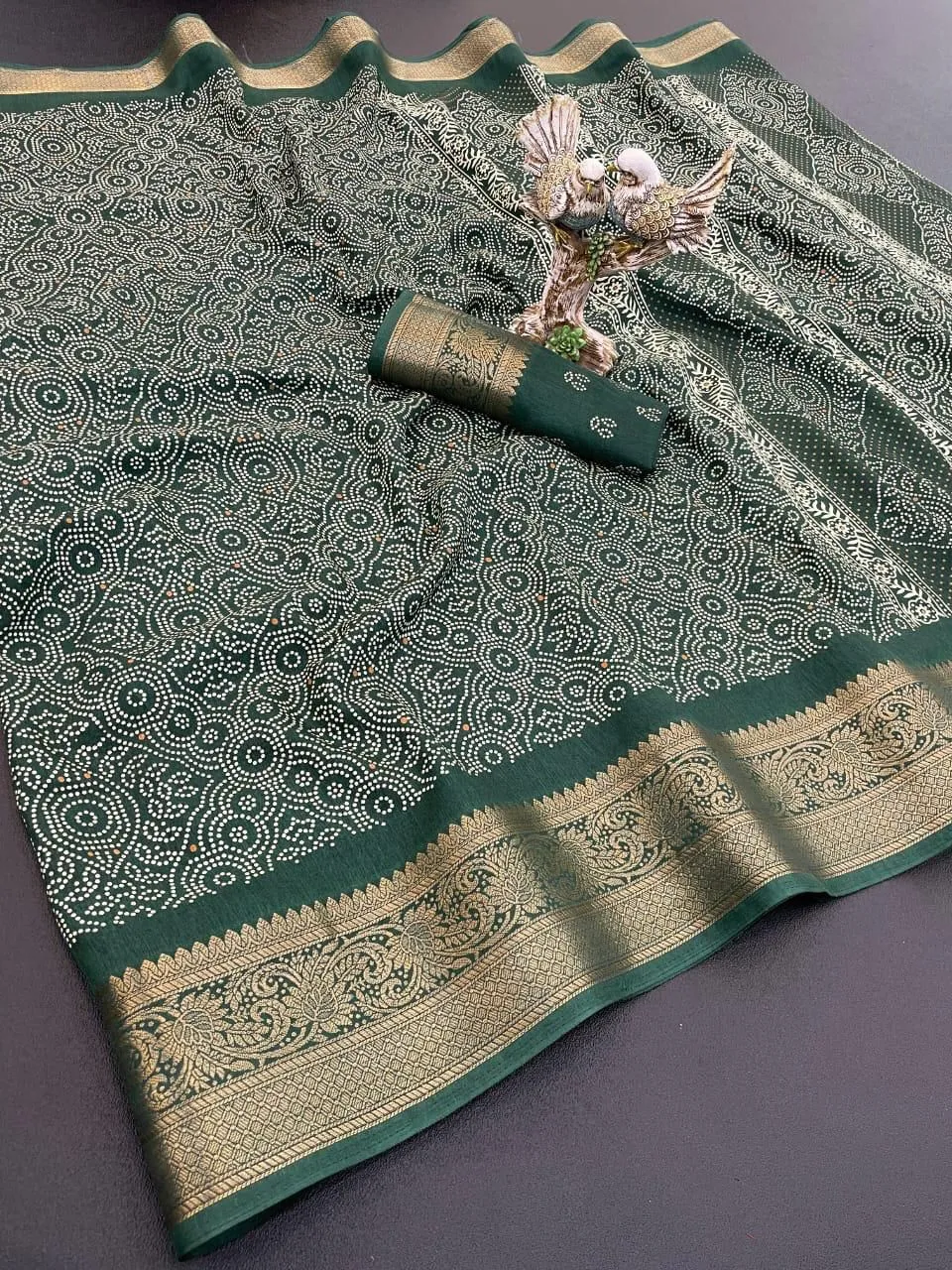 Bandhani Printed Dola Cotton Saree - Image 3