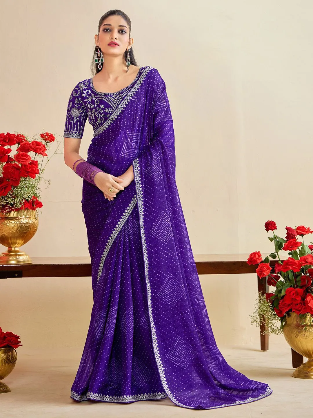 Bandhani Saree with Embroidery Blouse - Image 3