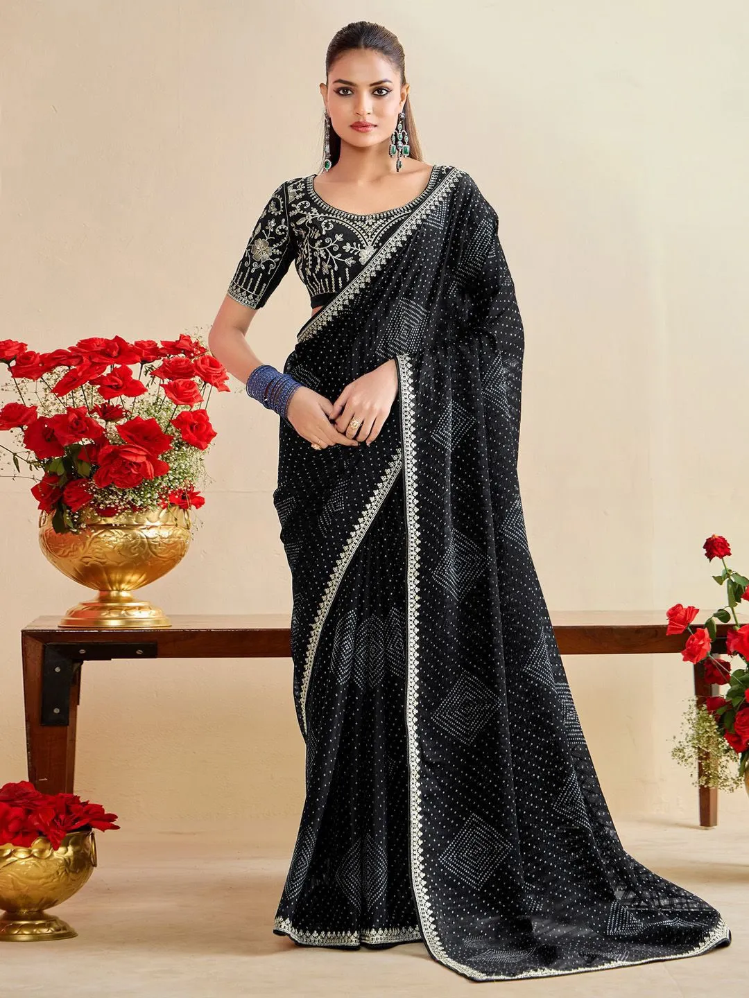 Bandhani Saree with Embroidery Blouse - Image 6