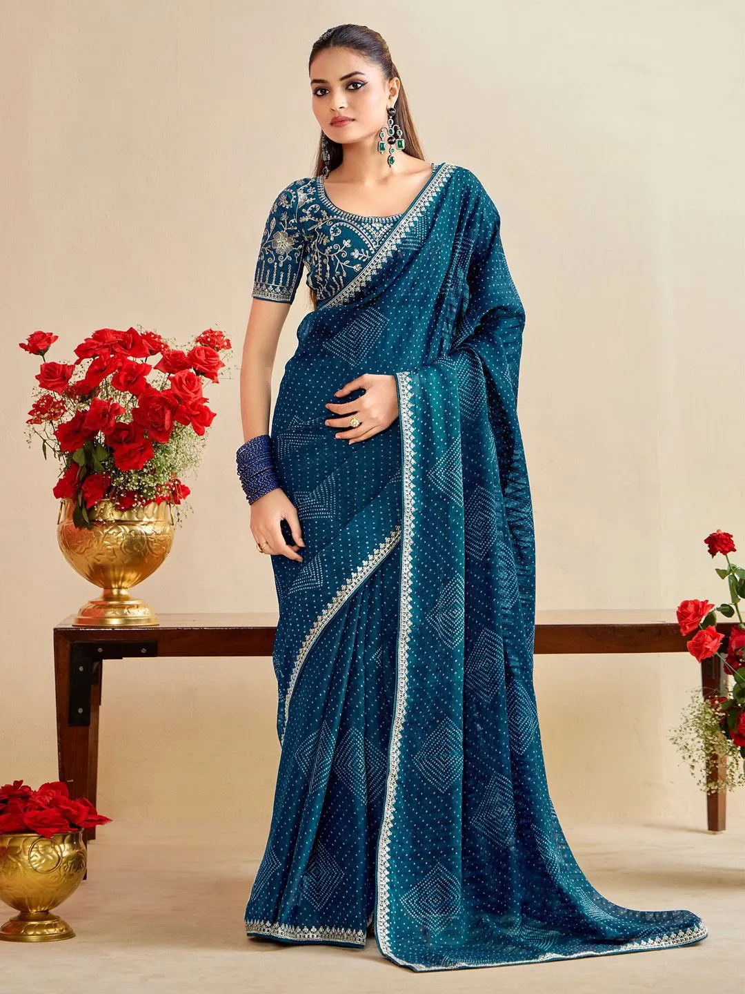 Bandhani Saree with Embroidery Blouse - Image 9