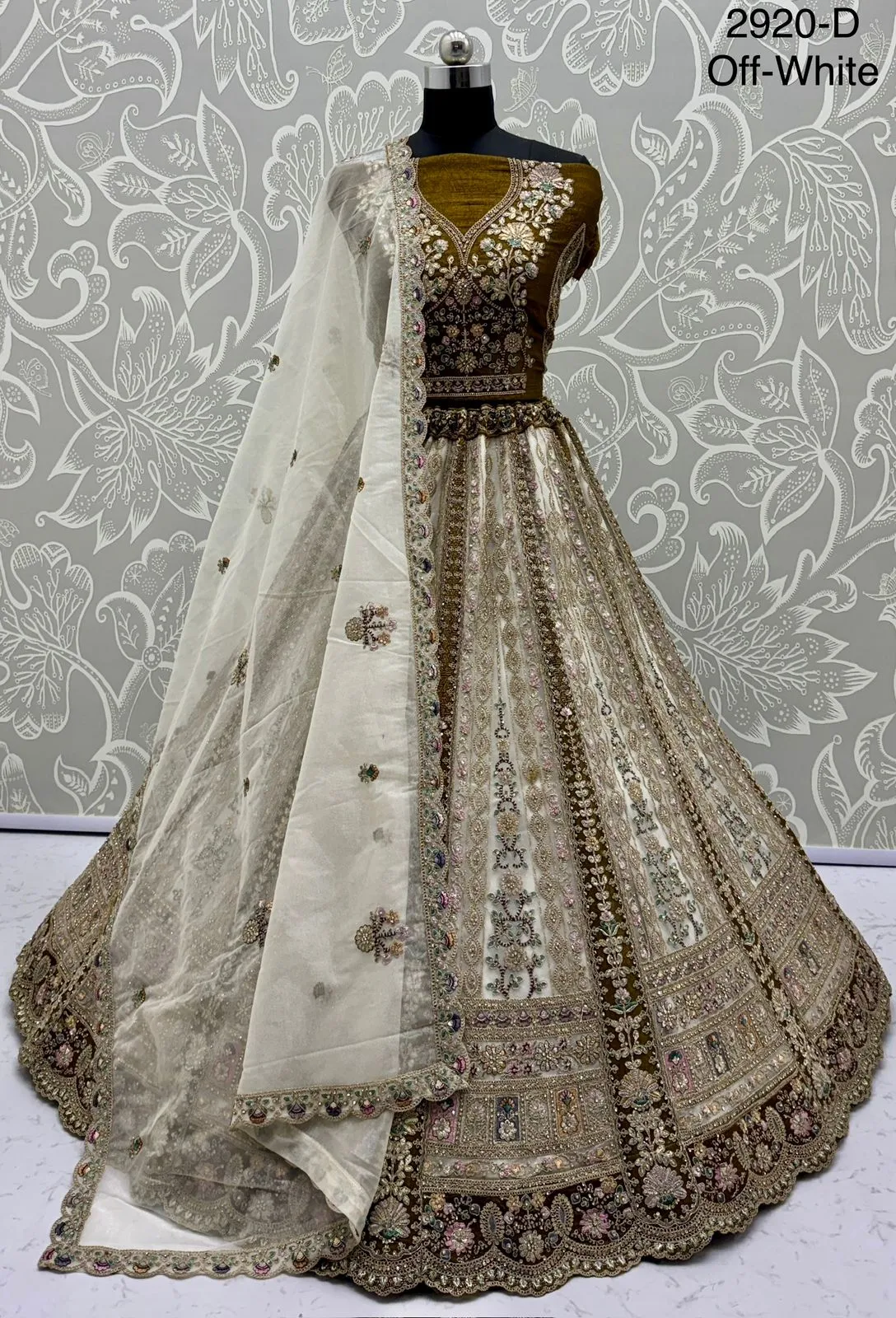 Bridal Lehenga Design 2025 - Image 6
