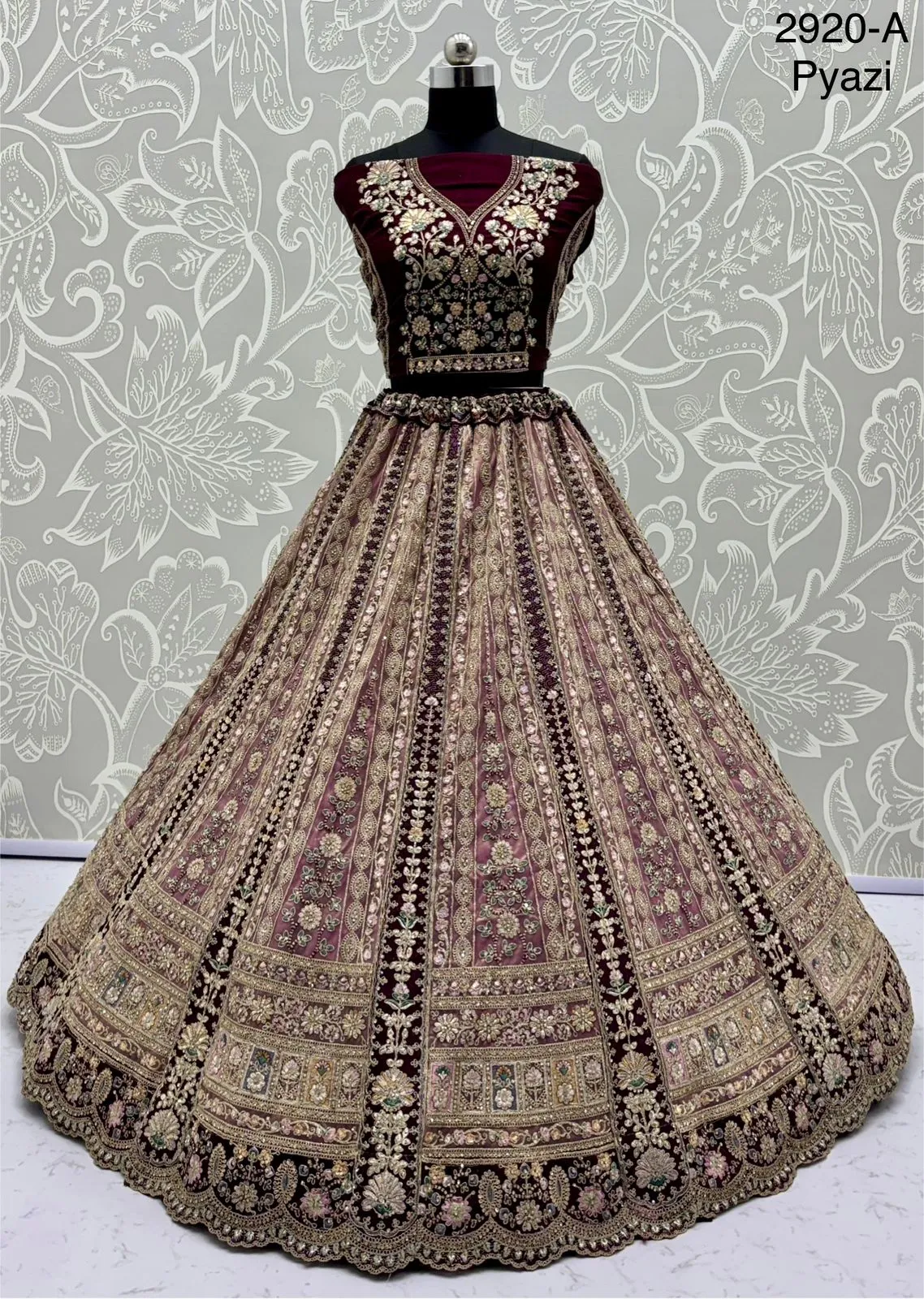 Bridal Lehenga Design 2025 - Image 7