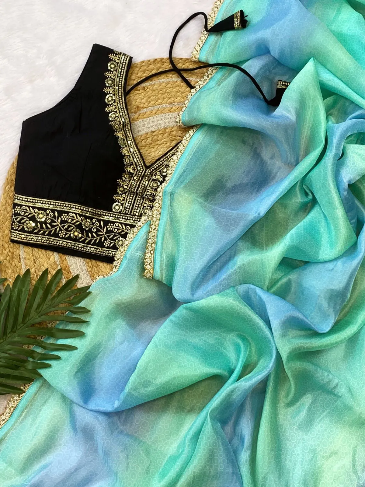 Festive Special Small Border Saree - Image 6