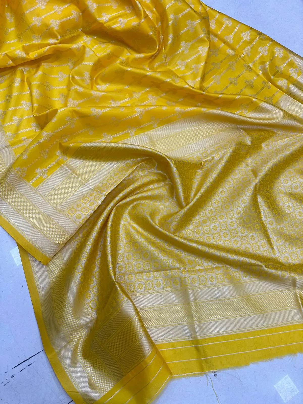 Haldi Wear Bridesmaid Silk Saree - Image 4