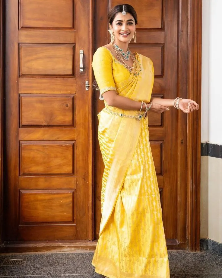 Haldi Wear Bridesmaid Silk Saree - Image 5