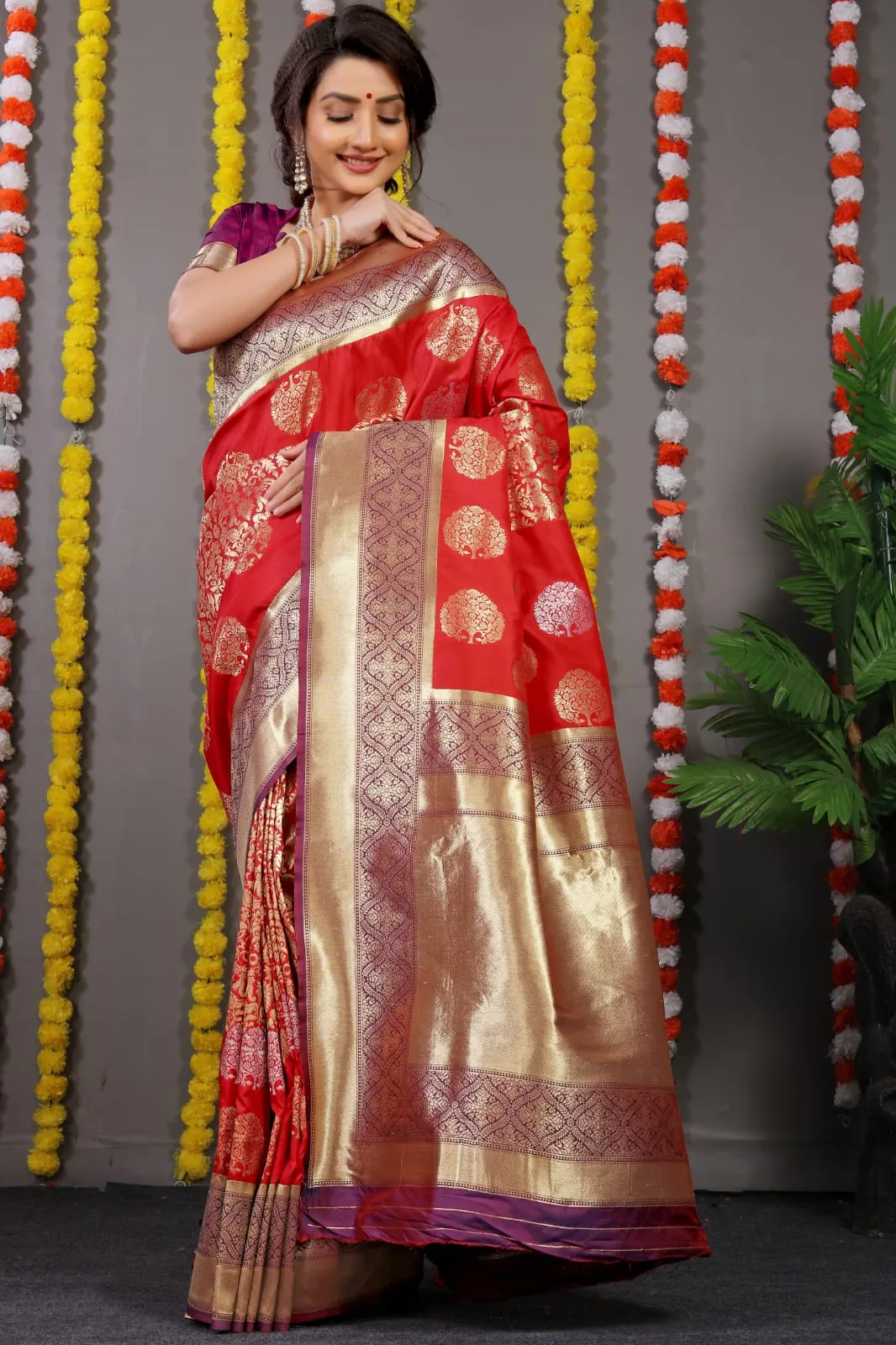 Kanchipuram Handloom Silk Sarees - Image 10