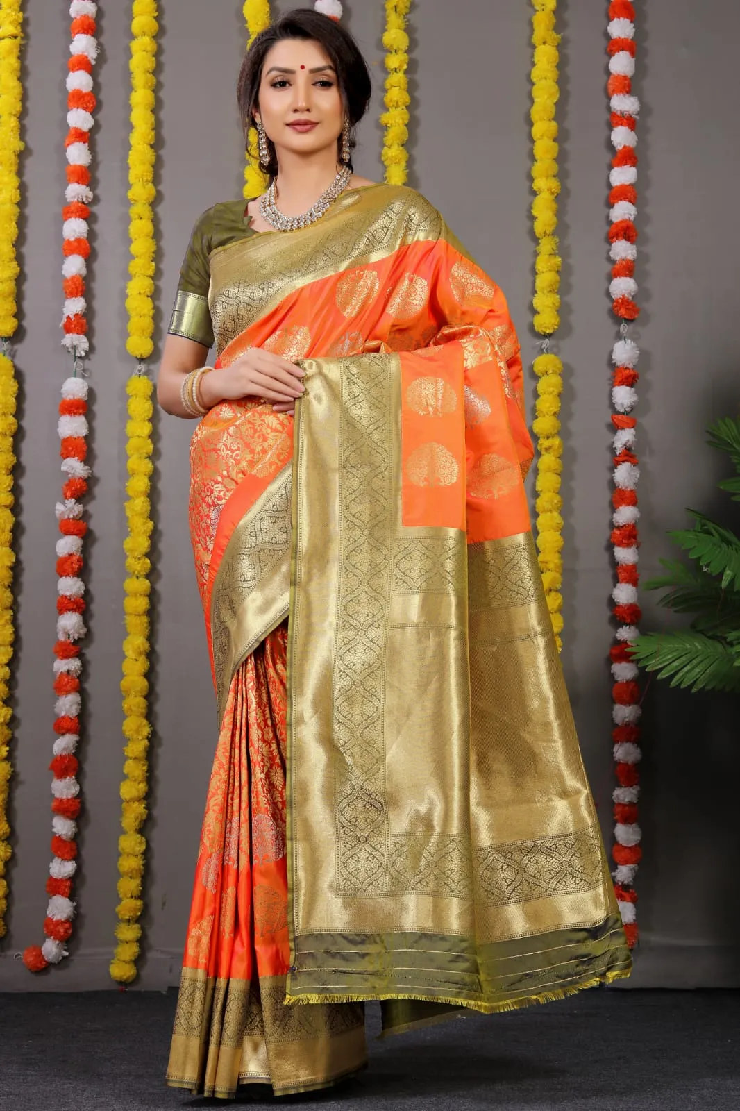 Kanchipuram Handloom Silk Sarees - Image 4