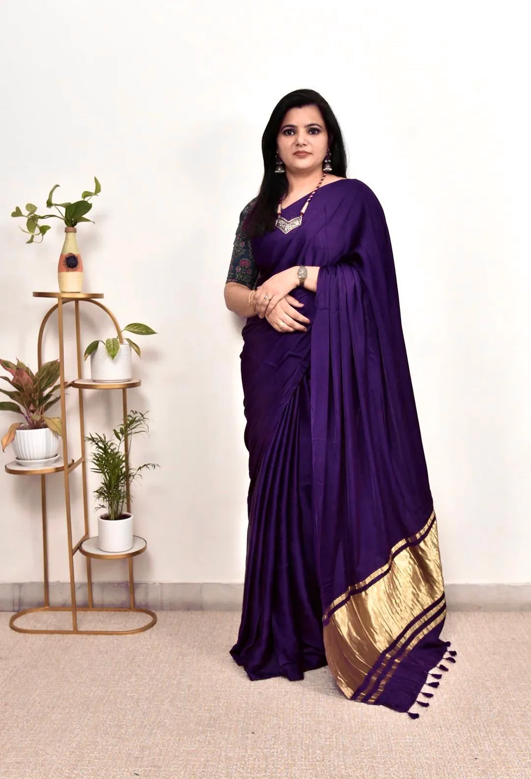 Pure Gaji Silk Plain Saree For Festive Season - Image 12
