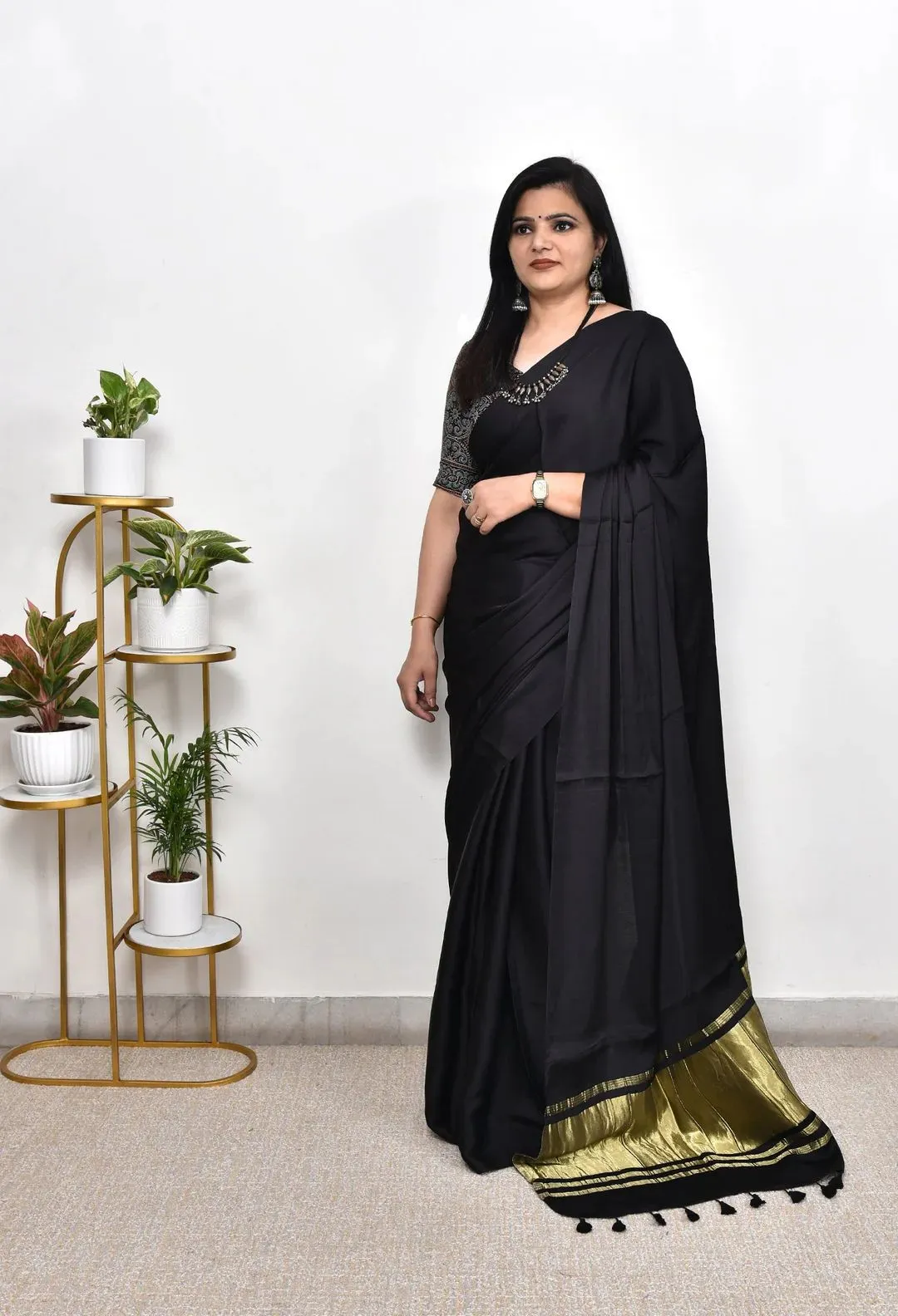 Pure Gaji Silk Plain Saree For Festive Season - Image 2