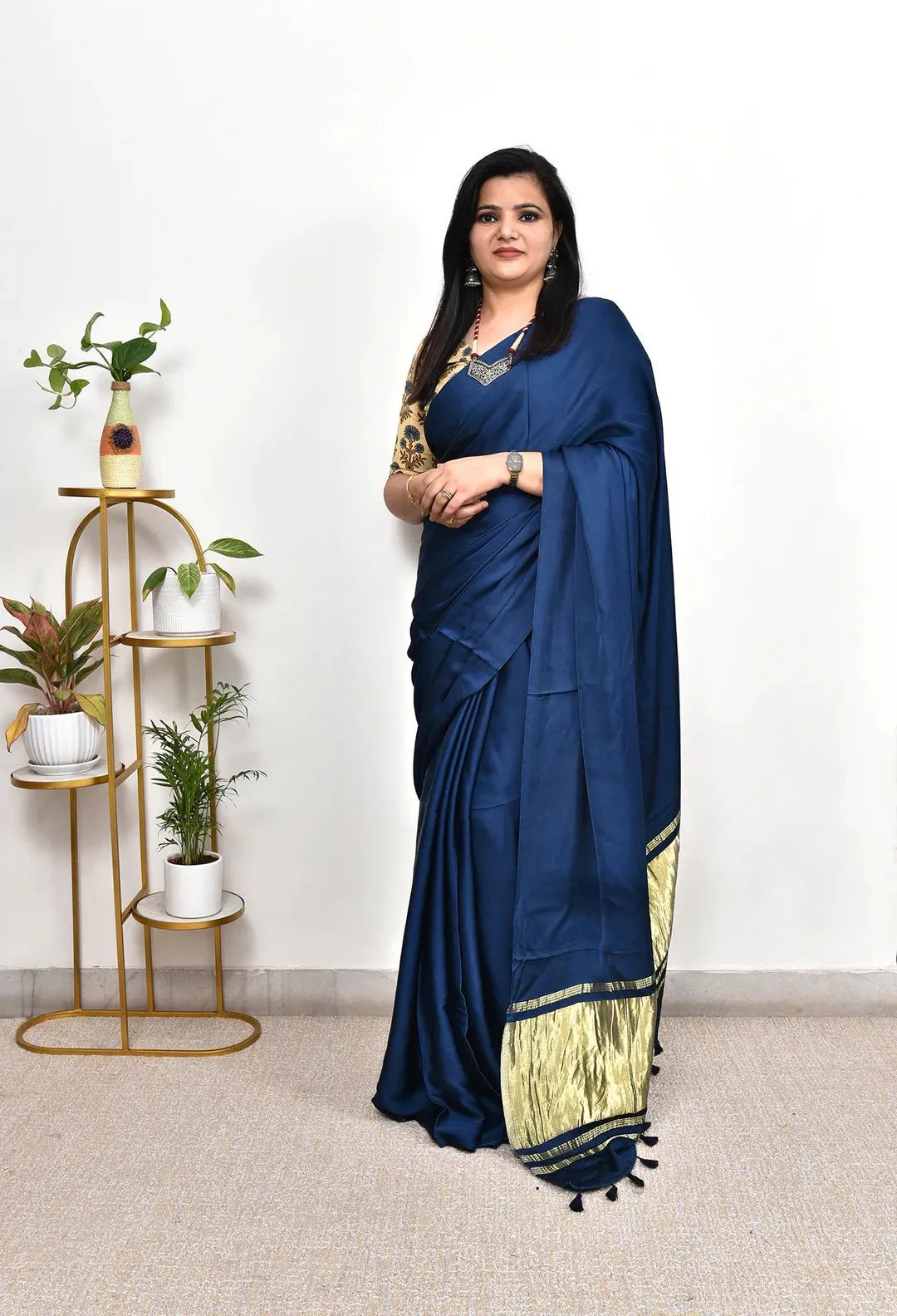 Pure Gaji Silk Plain Saree For Festive Season - Image 5