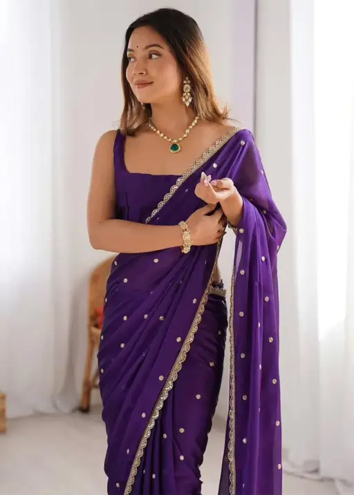 Stylish Border Wedding Saree Under1000