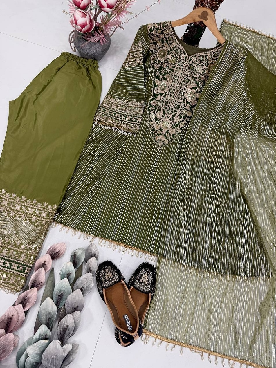 Trending Readymade Embroidery Pakistani Dress for Ramzan Eid - Image 5