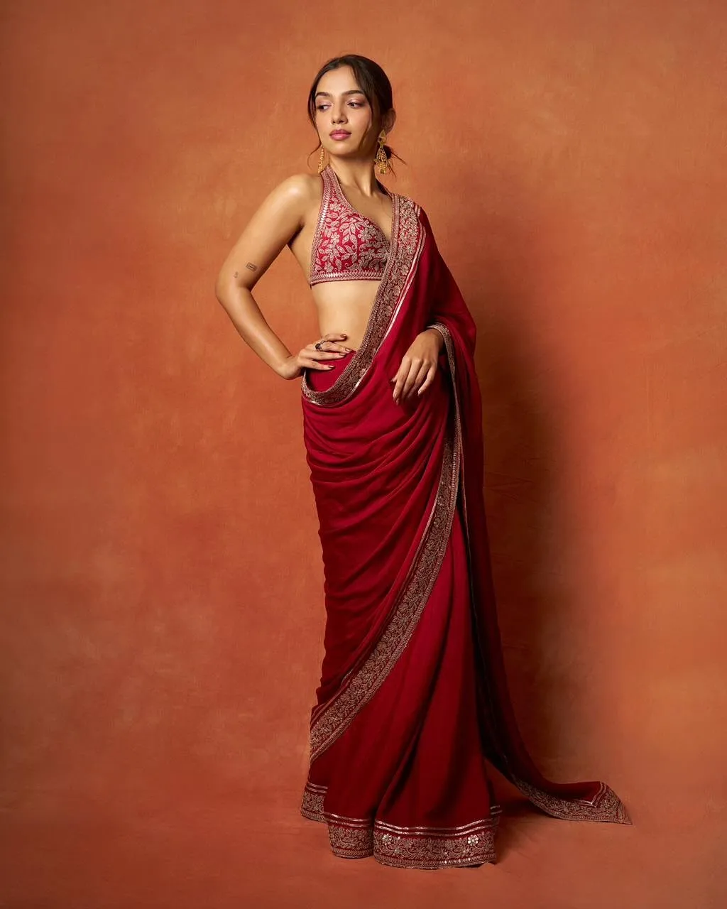 Ahsaas Channa wearing a red saree - Image 2