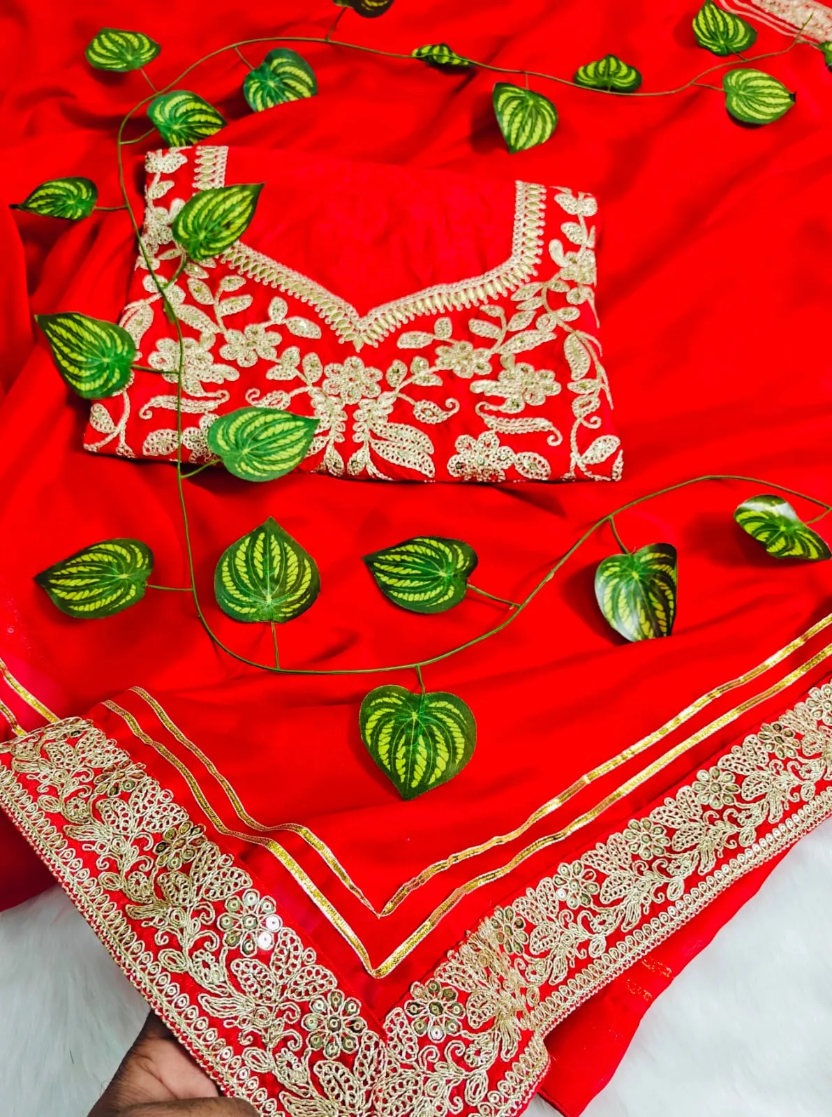 Ahsaas Channa wearing a red saree - Image 4