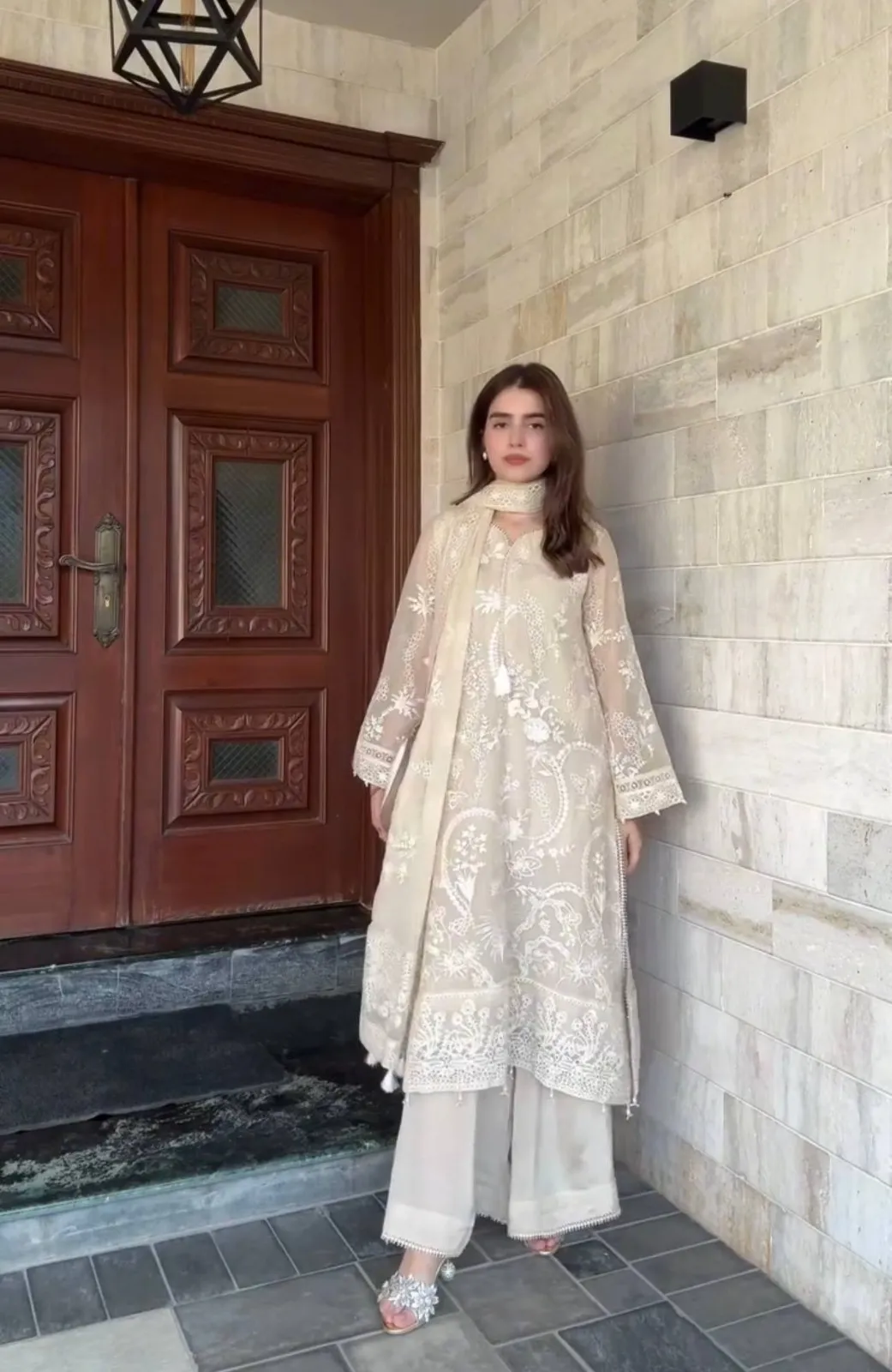 Creme Georgette Readymade Pakistani Dress
