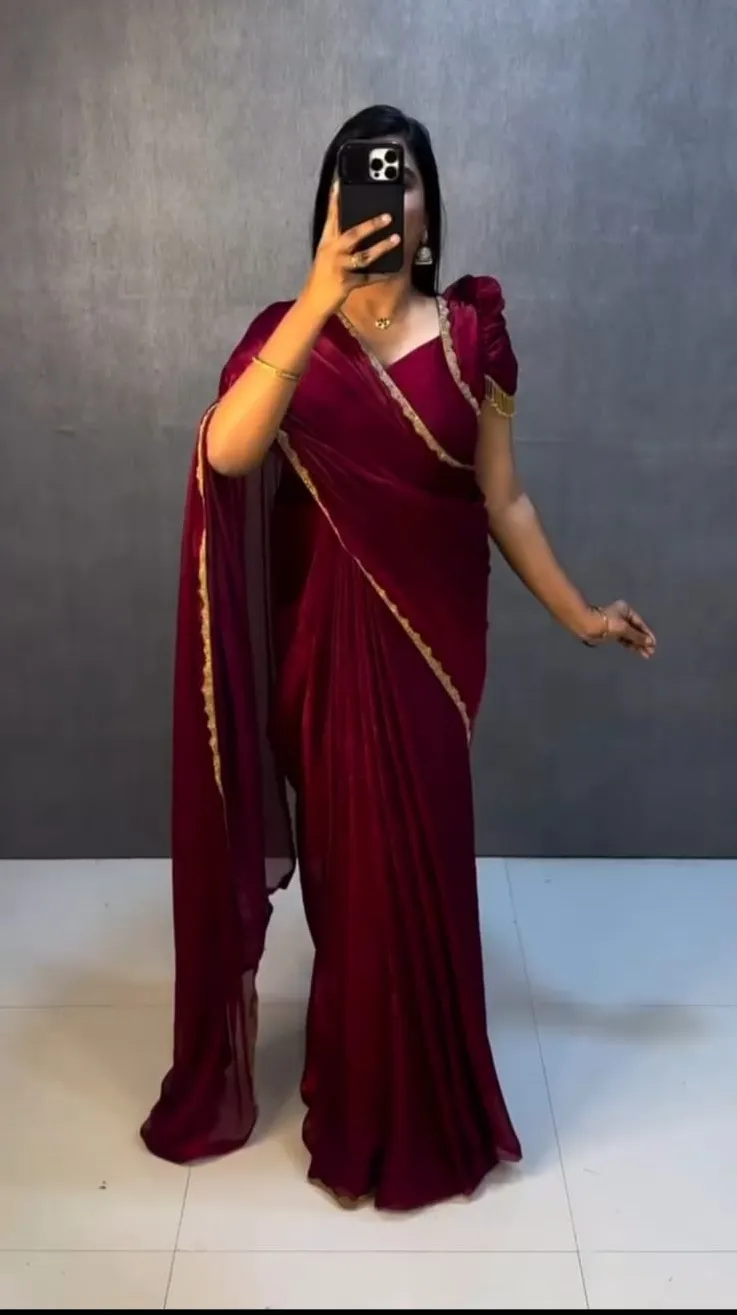 Red Color Zip and Go Saree for Party - Image 4